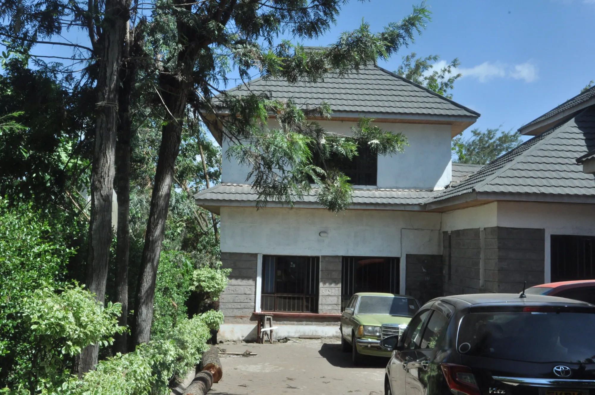 The IDIA College campus building among trees